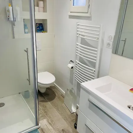 Club Climatisee Pour 4 Personnes Avec Piscine Accessible De Mai A Septembre Casa de Férias Sanary-sur-Mer