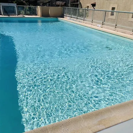 Club Climatisee Pour 4 Personnes Avec Piscine Accessible De Mai A Septembre Casa de Férias Sanary-sur-Mer