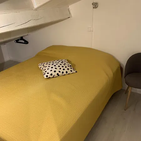 Club Climatisee Pour 4 Personnes Avec Piscine Accessible De Mai A Septembre * Sanary-sur-Mer