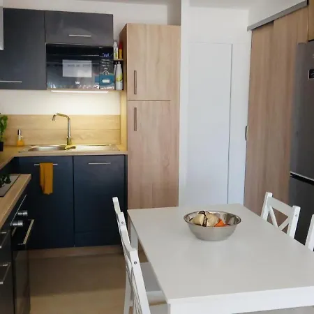 Club Climatisee Pour 4 Personnes Avec Piscine Accessible De Mai A Septembre Casa de Férias Sanary-sur-Mer